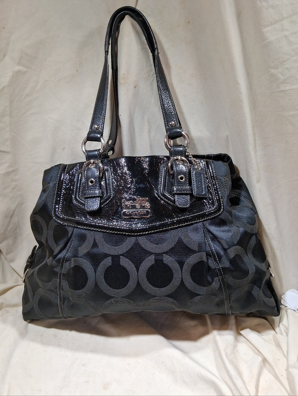 Coach Signature Madison Shoulder Bag